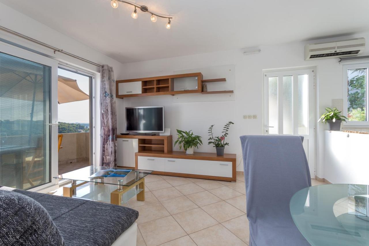 Apartman Lucy Hvar Town Bagian luar foto